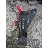 Кронштейн двигателя Iveco передний LH (861)