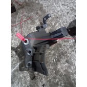 Кронштейн двигателя Iveco передний RH (864)