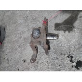 Цапфа (кулак поворотный) Iveco с опорным диском RH (461)