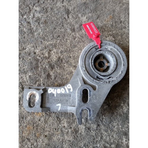 Кронштейн интеркулера Scania R420 040019 LH (622), 1762623