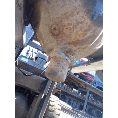 Корпус заднего моста (чулок) Scania P114 548650 в сборе со ступицами, бар-ми, тормоз. мех-м (641) , -2