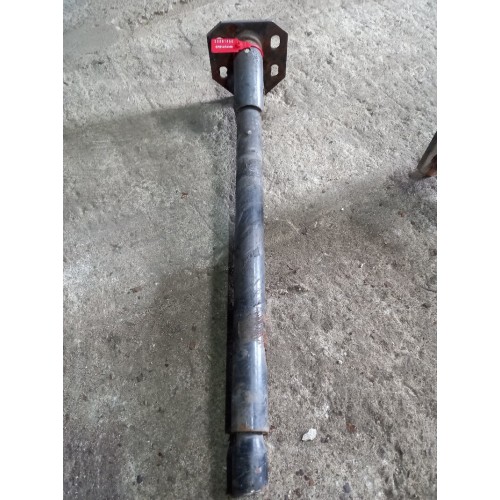 Кронштейн полукрыла (труба) Renault Magnum задний передний (456), 