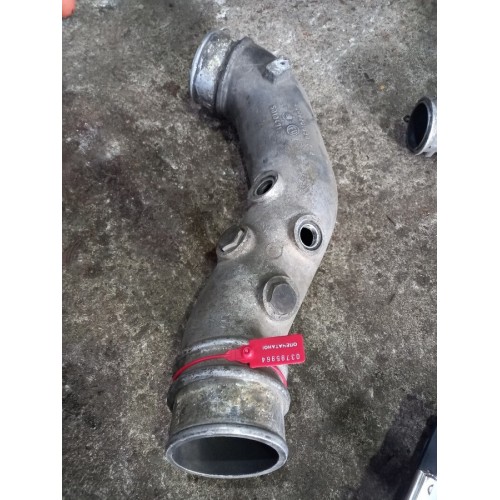 Патрубок интеркулера Renault Magnum MACK (964), 560020890