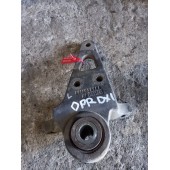 Кронштейн передней рессоры Renault Premium DXI задний LH (782)