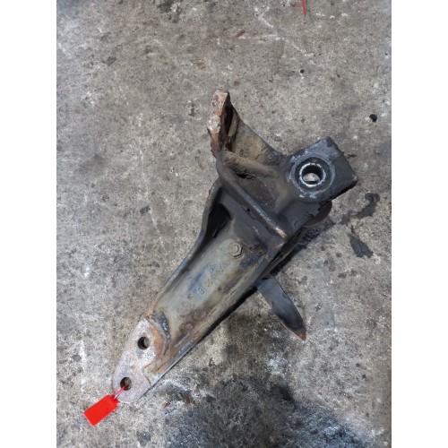 Кронштейн передней рессоры Renault Magnum MACK передний LH (761), 600201599-4