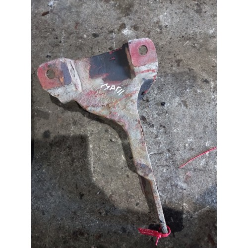 Кронштейн передней рессоры Renault Magnum MACK передний RH (779), 5600201600-2