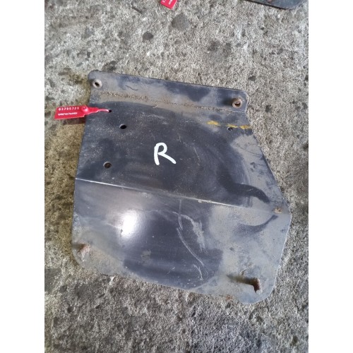 Кронштейн крепления крыла Renault Premium DXI (пластина) RH (725), 
