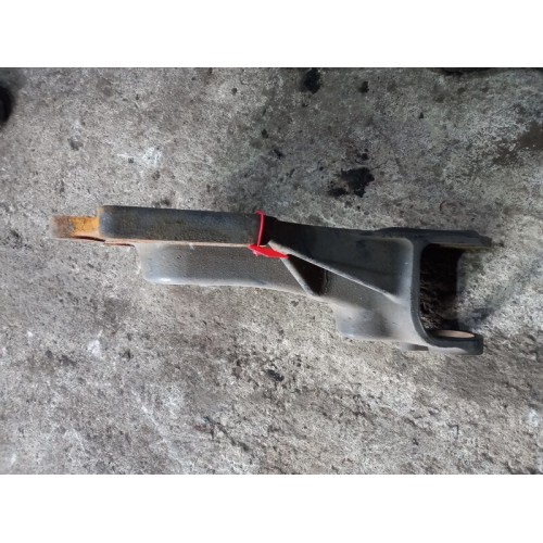 Кронштейн задней полурессоры (бугель) Renault PR/Magnum DXI (916), 82137345-3