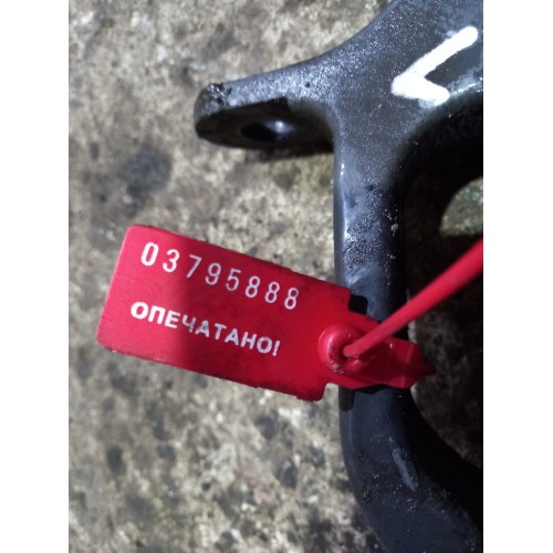 Кронштейн переднего амортизатора Renault TS нижний LH (888), 22118968-3