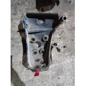 Кронштейн торсиона кабины Renault Premium DCI RH (677)