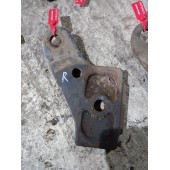 Кронштейн переднего амортизатора Renault Premium DCI Magnum/MACK RH (032)