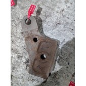 Кронштейн переднего амортизатора Renault Premium DCI Magnum/MACK RH (033)