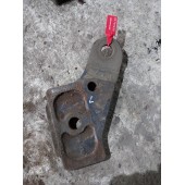 Кронштейн переднего амортизатора Renault Premium DCI Magnum/MACK LH (030)