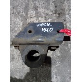 Кронштейн радиатора Renault Magnum MACK (057)