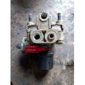 Кран ускорительный Scania R420 139094 Wabco (421)