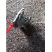 Ответная часть замка двери Renault Premium 037929 (985)