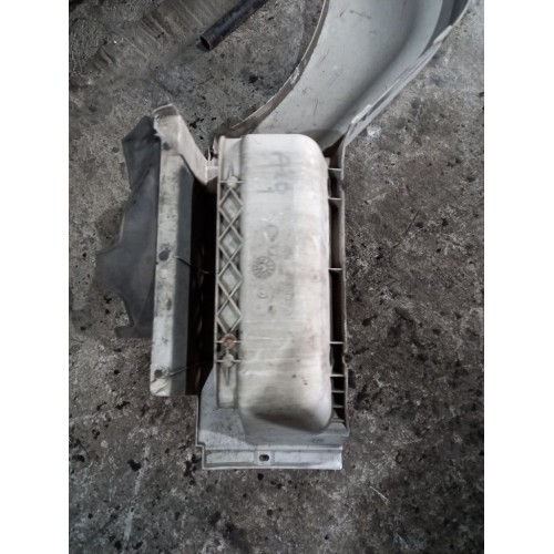 Подножка кабины Renault Premium 037929 верхняя LH деф. (968), 5010225083-4