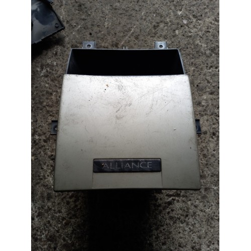 Бардачок салона Renault Premium 037929 (137) , 5010605731