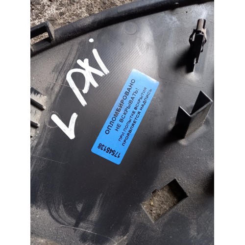 Часть торпедо Renault Premium 037929 LH (138), 5010563900-1