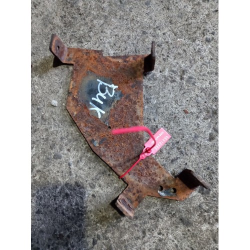 Кронштейн солнцезащитного козырька Renault MACK (260)*, -9