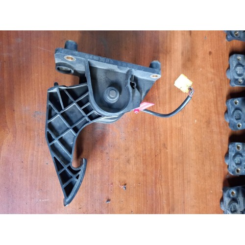 Педаль газа Mercedes Actros (651), 9413000104-3