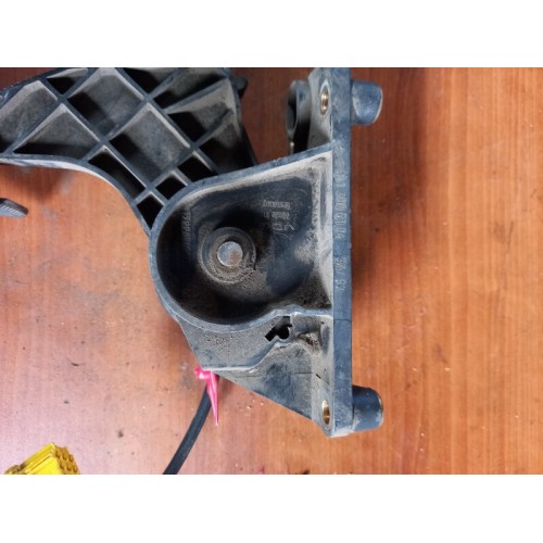 Педаль газа Mercedes Actros (645), 9413000104-3