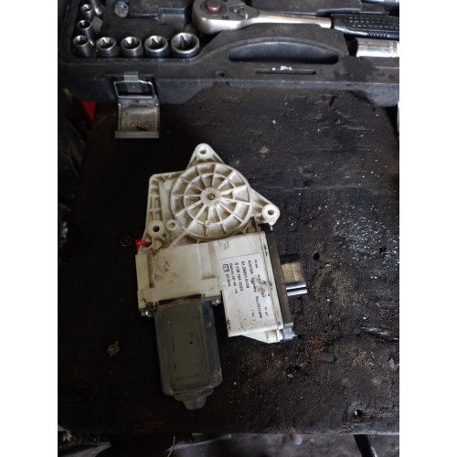 Моторчик стеклоподъемника MAN TGS 025376 RH (636), 81286016138