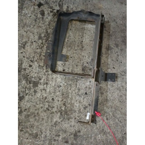 Кронштейн фары Renault Magnum DXI L (467), 