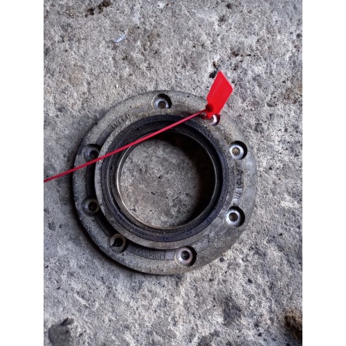 Крышка двигателя передняя (корпус сальника коленвала) Iveco Stralis Cursor 10 (273), 500304671