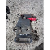 Кронштейн генератора (кронштейн компрессора кондиционера) Renault Premium DXI 11 (131)