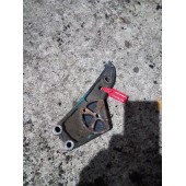 Кронштейн ролика Volvo D13/Renault DXI 13 (021)