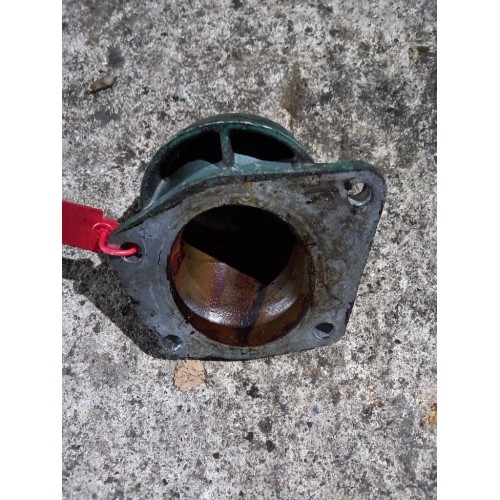 Фланец системы охлаждения Volvo (533), 8130184-1