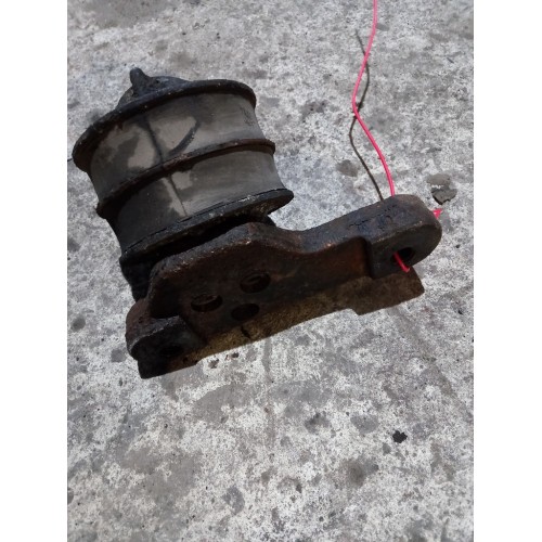 Подушка двигателя Scania R420 139094 с кронштейном (579), 1469278-2