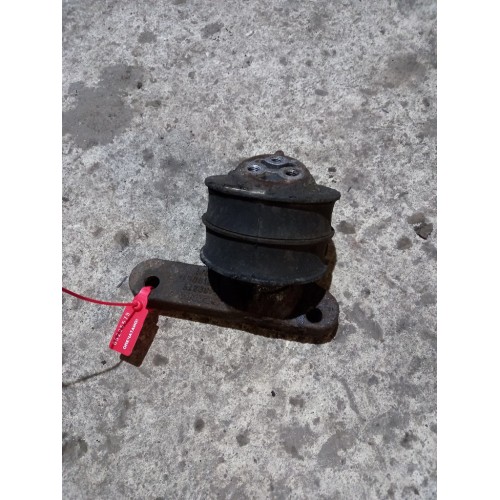 Подушка двигателя Scania R420 139094 с кронштейном (579), 1469278-3