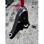 Кронштейн двигателя Volvo D12D задний LH (779)