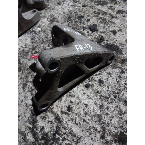 Кронштейн двигателя Volvo D13A/Renault Magnum DXI 13 LH (786), 20532747-3