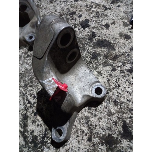 Кронштейн двигателя Volvo D13A/Renault Magnum DXI 13 LH (787), 20532747