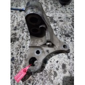 Кронштейн двигателя Volvo D13A/Renault Magnum DXI 13 RH (827)