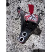 Кронштейн двигателя Volvo D12А RH (774)