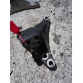 Кронштейн двигателя Volvo D12А LH (772)