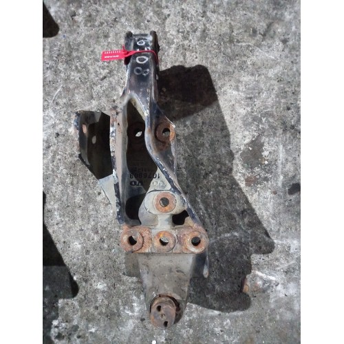 Кронштейн передней рессоры Volvo FH задний винтовой LH (033), 1076908