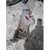 Кронштейн буксировочного крюка Volvo FH 12 до 2002г RH (083)