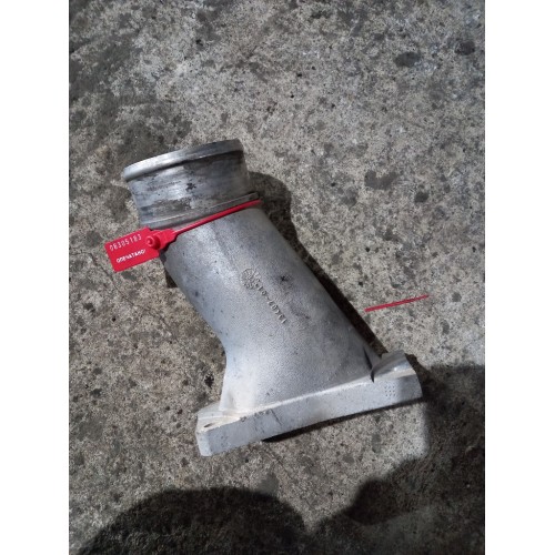 Патрубок впускного коллектора Renault  DXI 11 (183), 20547923