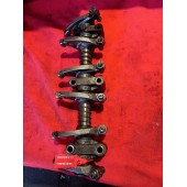 Ось коромысел Renault Mack 390 Magnum 008198 (413)