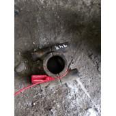 Скоба переднего стабилизатора MAN TGX 124749 в сборе (677)