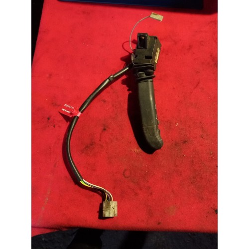 Подрулевой переключатель Scania поворотов и света (343), 1402449