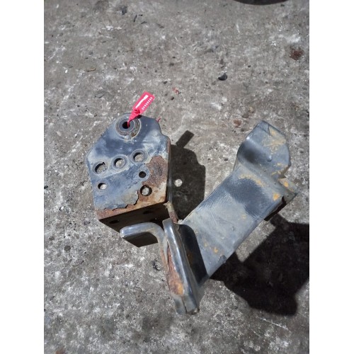 Кронштейн усилителя бампера Volvo FH 12 (пневмо) RH (540), 20499241-1