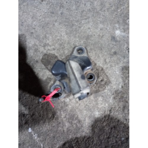 Кронштейн торсиона кабины Scania P340 626321 RH (887), 1728141