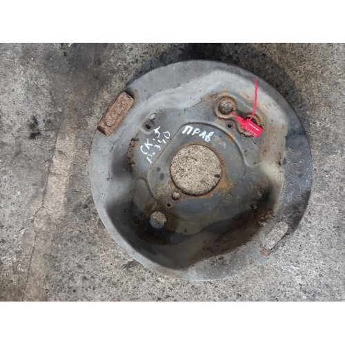 Пыльник тормозного барабана Scania P340 626321 передний RH (725), 