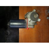 Моторчик стеклоочистителя Mercedes (044)